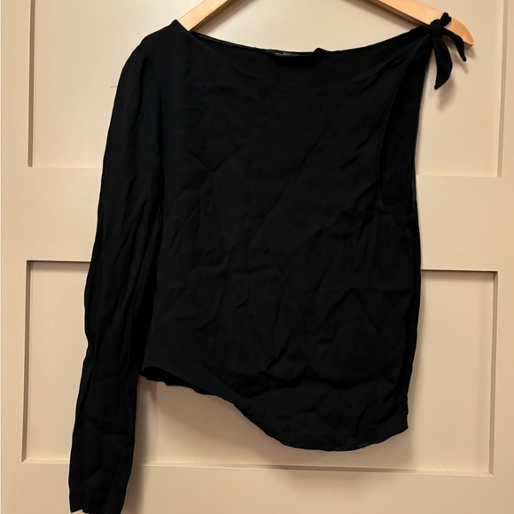 ZARA Asymmetric One Sleeve Tie Tank Strap Black Going Out Top Crop Slim Y2K - Picture 2 of 2